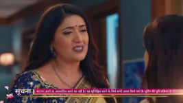 Dharam Patni S01 E175 Pratiksha signs the consent form