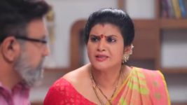 Eeramaana Rojaave S02 E406 Kavya in a Trouble