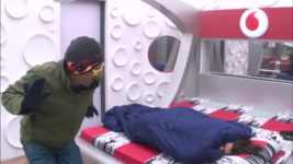 Bigg Boss (Colors tv) S06 E53 Rajev creates a scene