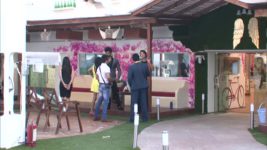 Bigg Boss (Colors tv) S07 E56 Armaan hears the gossips