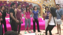 Bigg Boss (Colors tv) S09 E11 Biggboss ki Googly during nominations