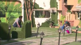 Bigg Boss (Colors tv) S09 E66 Imam enters the house as a guest