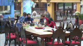 Bigg Boss (Colors tv) S10 E10 Bigg Boss