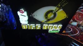 Bigg Boss (Colors tv) S11 E22 Cushions and captaincy for sale