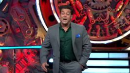 Bigg Boss (Colors tv) S11 E35 Sizzling Saturday with Sunny Leone