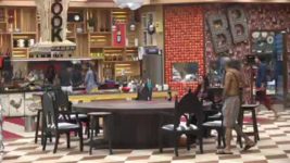 Bigg Boss (Colors tv) S11 E58 Sweet revenge for Hina and Shilpa