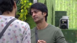 Bigg Boss (Colors tv) S11 E75 Did Vikas cross the line?