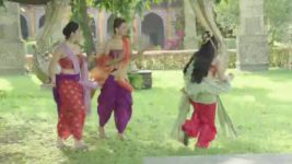 Chandira Nandhini S01 E07 Alexander Arrives In India!