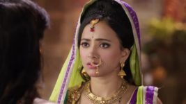 Chandira Nandhini S04 E144 Nandhini to Cancel the Wedding?