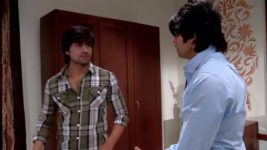 Dil Se Di Dua Saubhagyavati Bhava S04 E11 Viraj is Beaten Up