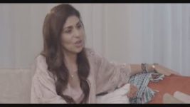 Feet Up with the Stars S02 E07 Parineeti's #TurnMeOn Checklist