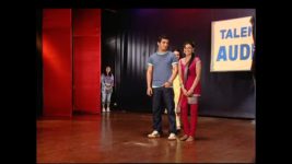 Miley Jab Hum Tum S01 E15 Samrat requests Gunjan to sing