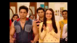 Miley Jab Hum Tum S04 E15 Tamanna awards the students