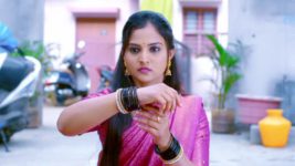 Antarapata S01 E96 Chandini comes to the colony with contract papers