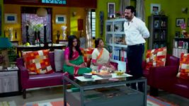 Ekka Dokka S01 E403 Suchismita Refuses to Stay