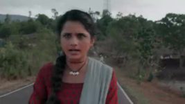 Kunya Rajachi Ga Tu Rani S01 E16 A Shocker for Madhu