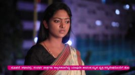 Lakshana S01 E522 Jaya slaps Shwetha