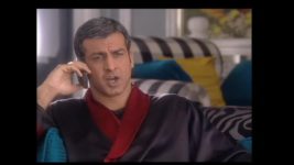 Kasauti Zindagi Kay (2001) S08 E25 Tax raids at Rishabh's house