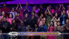 Kaun Banega Crorepati S15 E25 Vicky Kaushal And Manushi Chhillar On The Hot Seat