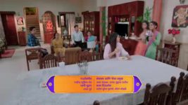 Kunya Rajachi Ga Tu Rani S01 E52 Madhu Confronts Reshim