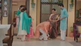 Man Dhaga Dhaga Jodate Nava S01 E105 Akansha Wants a Special Gift