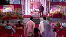 Ek Veer Ki Ardaas Veera S27 E01 Gunjan locks up Geet