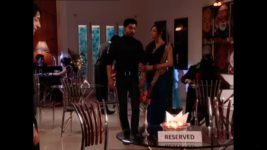 Geet Hui Sabse Parayi S07 E38 Maan gets suspicious