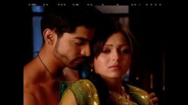 Geet Hui Sabse Parayi S08 E44 Dev is Worried for Maan