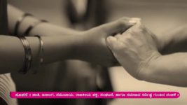 Lakshana S01 E559 Bhupathi's joyful family