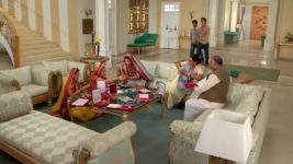 Navya Naye Dhadkan Naye Sawaal S04 E30 Navya has a girls' night out