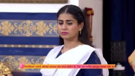 Moti Baa Ni Nani Vahu S01 E606 Pari appears in an interview