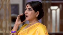 Nayika No 1 S01 E227 Shinjini Roy is looking for Shila