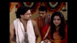 Bodhuboron S02E26 Indira Is Anxious Full Episode