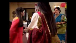 Bodhuboron S08E20 Satyaki seeks divorce Full Episode