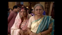 Bodhuboron S09E04 Indira's gift to the couple Full Episode