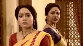 Bodhuboron S18E09 Satyaki yells at Konok Full Episode