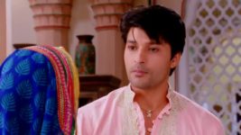 Diya Aur Baati Hum S08E46 Sooraj decides to leave Full Episode