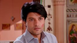 Diya Aur Baati Hum S11E28 Sooraj Seeks Sandhya’s Help Full Episode