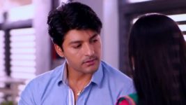 Diya Aur Baati Hum S18E26 Sooraj tries to help Sandhya Full Episode