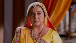 Diya Aur Baati Hum S24E04 Who will Sooraj choose? Full Episode