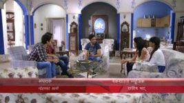 Nisha Aur Uske Cousins S12 E04 Vasundhara gifts bangles to Nisha