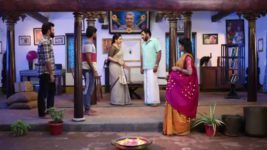 Pandian Stores S01E413 Mulla Heaves a Sigh of Relief Full Episode