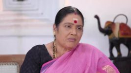 Pandian Stores S01E559 Moorthy in a Dilemma Full Episode