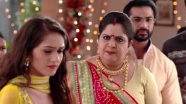 Saath Nibhana Saathiya S01E1510 Meera dresses up like a bride Full Episode