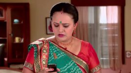 Saath Nibhana Saathiya S01E855 Urmila follows a man Full Episode