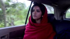 Tomader Rani S01 E48 Biswanath Holds Ritam Captive