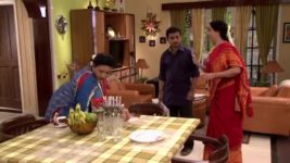 Yeh Hai Mohabbatein S08E05 Param takes money from Shagun Full Episode