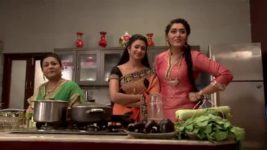 Yeh Hai Mohabbatein S11E25 Raman decides to surprise Ishita Full Episode