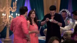 Yeh Hai Mohabbatein S17E23 ‘Dying’ Raman behaves crazy Full Episode