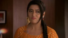 Yeh Hai Mohabbatein S26E10 Ruhi Hurts Herself Full Episode